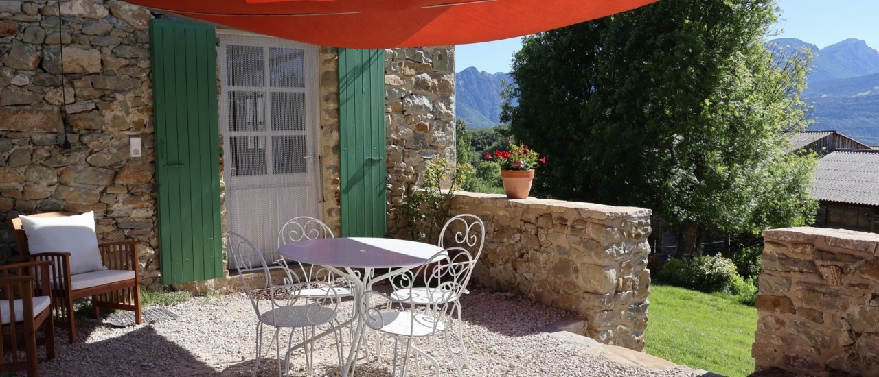 9-terrasse-gite-saou-drome.jpg