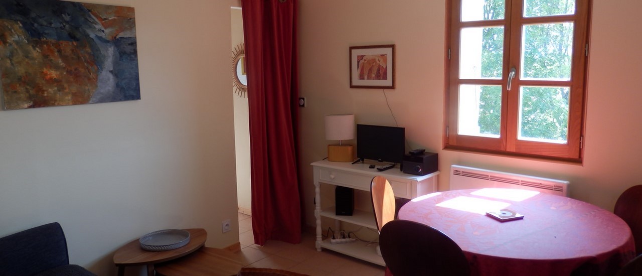 gite saou drome coin salon.jpg