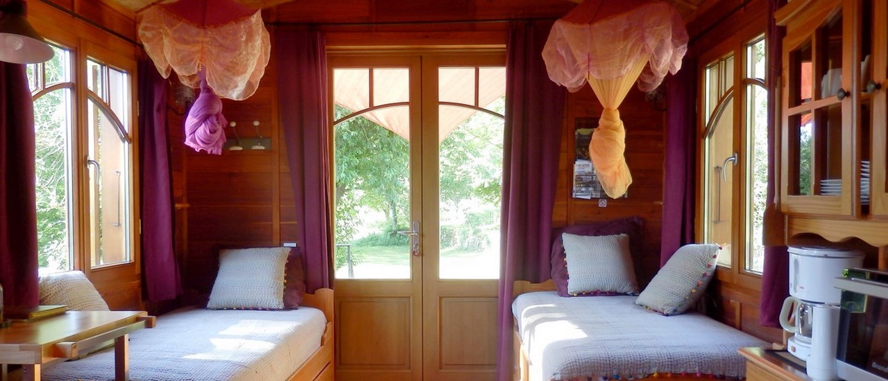 tinyhouse-drome-gite-insolite.jpg