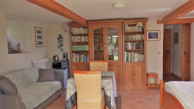 Chambre d'hôtes Saoû Drôme espace salon