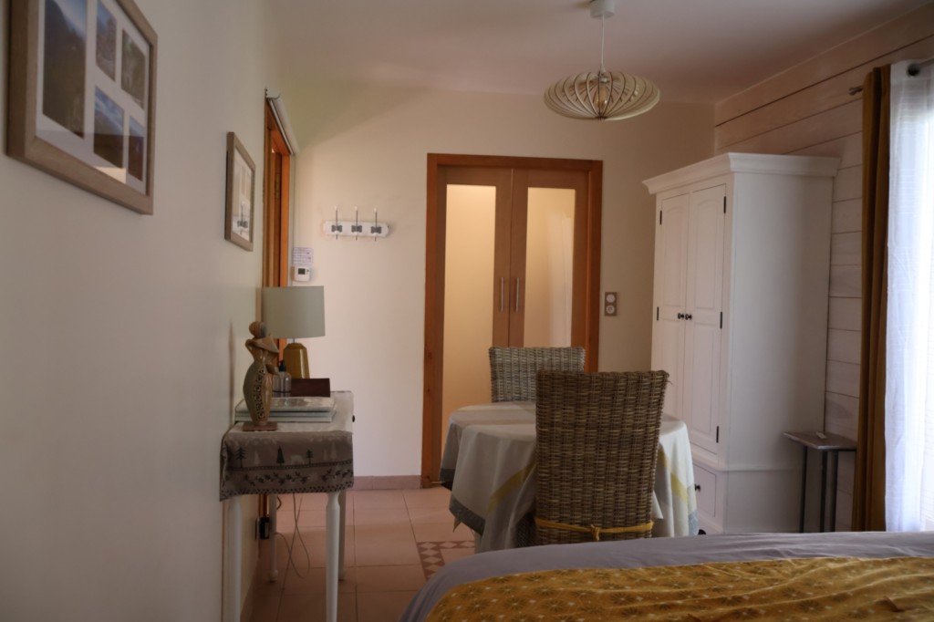Gîte Angèle Ferme Bio Le Panicaut près de Saoû Drôme