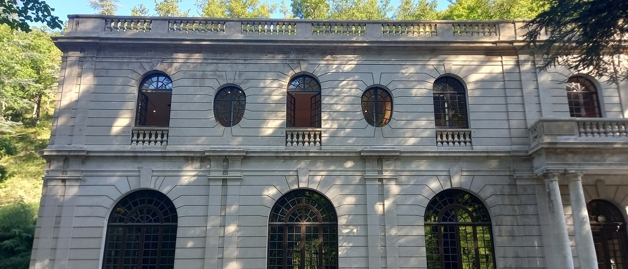 Auberge des Dauphins Forêt de Saoû Drôme
